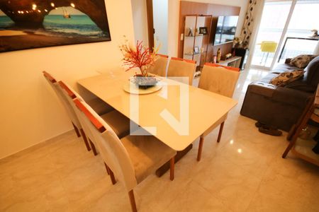 Sala de apartamento para alugar com 3 quartos, 110m² em Canto do Forte, Praia Grande