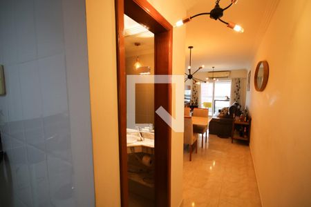 Sala de apartamento para alugar com 3 quartos, 110m² em Canto do Forte, Praia Grande