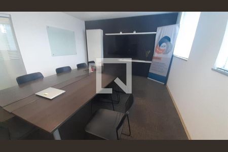 Casa à venda com 7 quartos, 477m² em Vila Paris, Belo Horizonte