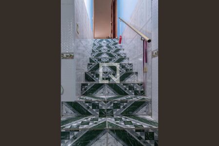 Corredor de casa à venda com 4 quartos, 148m² em Vila Constança, São Paulo