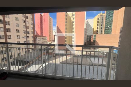 Sacada/Sala de apartamento à venda com 2 quartos, 57m² em Centro, Campinas