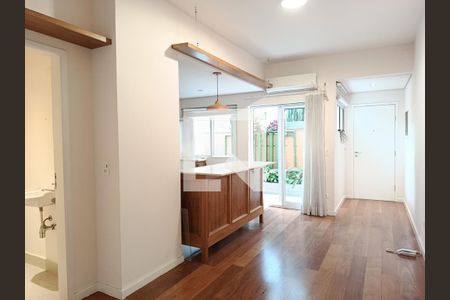 Sala de apartamento para alugar com 1 quarto, 87m² em Pinheiros, São Paulo