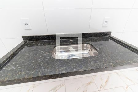 Sala/Cozinha de apartamento à venda com 2 quartos, 44m² em Parque Cruzeiro do Sul, São Paulo