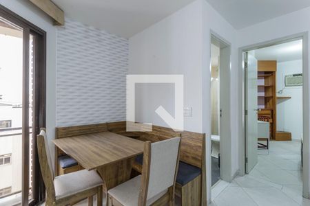 Sala de apartamento para alugar com 1 quarto, 75m² em Moema, São Paulo