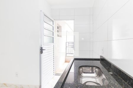 Sala/Cozinha de apartamento à venda com 2 quartos, 44m² em Parque Cruzeiro do Sul, São Paulo