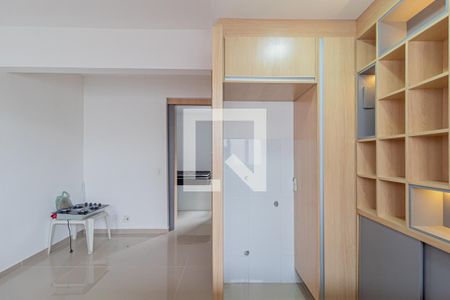 Sala/Cozinha de kitnet/studio à venda com 1 quarto, 25m² em Vila Santana, São Paulo