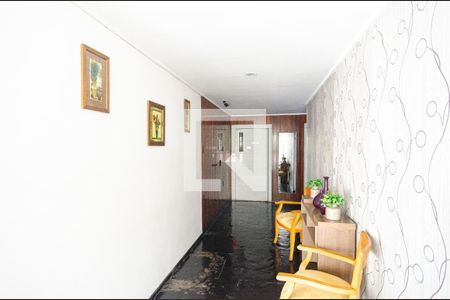 Hall de entrada de apartamento à venda com 3 quartos, 61m² em Cidade Vargas, São Paulo