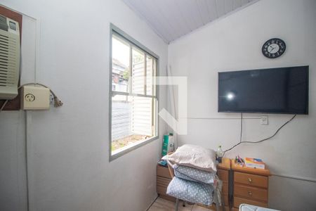 Quarto 1 de casa à venda com 2 quartos, 42m² em São José, Porto Alegre