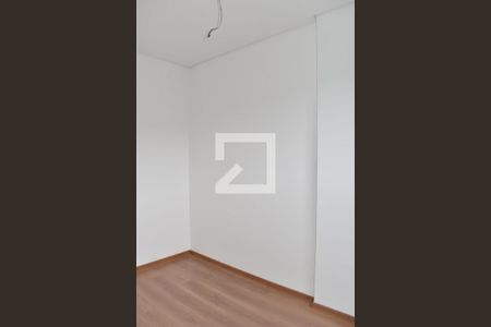 Quarto 1 de apartamento para alugar com 3 quartos, 60m² em Santa Cândida, Curitiba