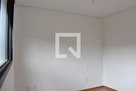 Quarto 2 de apartamento para alugar com 3 quartos, 60m² em Santa Cândida, Curitiba