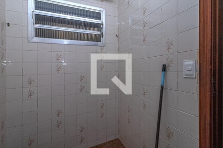 Lavabo de casa à venda com 3 quartos, 180m² em Vila Moinho Velho, São Paulo
