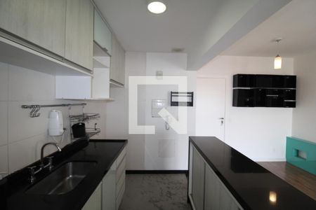 Sala / Cozinha de apartamento à venda com 2 quartos, 72m² em Santa Teresinha, São Paulo