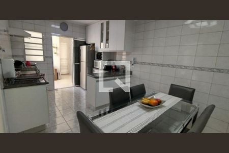 Casa à venda com 2 quartos, 270m² em Vila Carrão, São Paulo