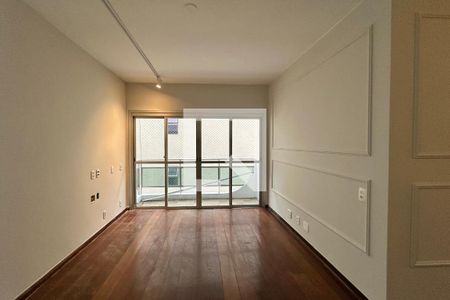 Sala de apartamento à venda com 2 quartos, 90m² em Copacabana, Rio de Janeiro