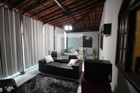 Sala 1 de casa para alugar com 4 quartos, 243m² em Riacho das Pedras, Contagem