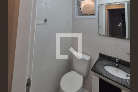 Banheiro Social de apartamento para alugar com 3 quartos, 61m² em Jardim Santo André, Santo André