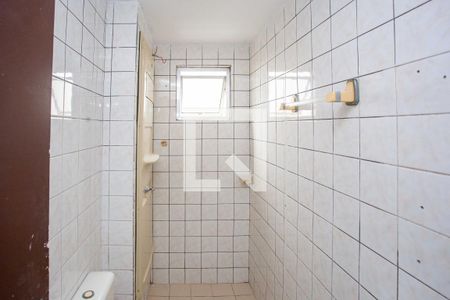 Banheiro de apartamento à venda com 2 quartos, 49m² em Jardim Arco-iris, Diadema