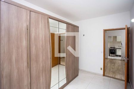 Quarto 1 de apartamento para alugar com 2 quartos, 48m² em Vila Maria Leonor, Diadema