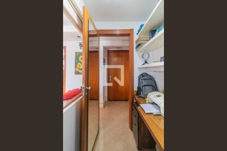 Escritório de apartamento para alugar com 3 quartos, 115m² em Cristal, Porto Alegre