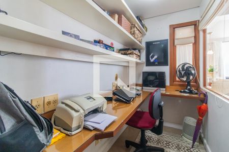 Escritório de apartamento para alugar com 3 quartos, 115m² em Cristal, Porto Alegre