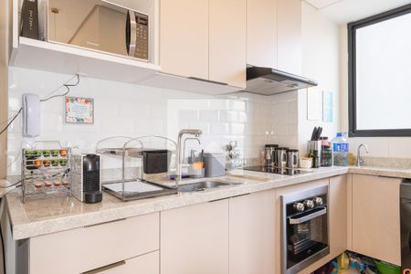 Sala/Cozinha de apartamento à venda com 2 quartos, 37m² em Vila Olímpia, São Paulo