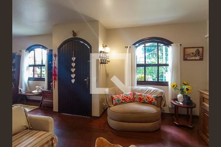 Sala de casa à venda com 4 quartos, 143m² em Tristeza, Porto Alegre