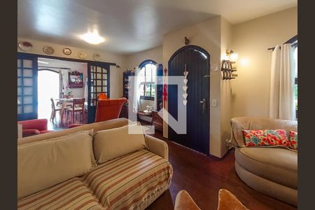 Sala de casa à venda com 4 quartos, 143m² em Tristeza, Porto Alegre