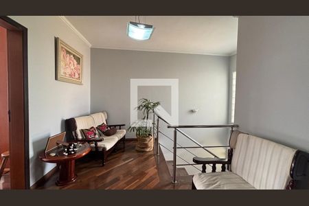 Hall Quartos de casa à venda com 3 quartos, 240m² em Vila Metalúrgica, Santo André