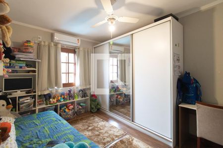 Quarto 1 de casa à venda com 3 quartos, 244m² em Parque Urbano, Porto Alegre