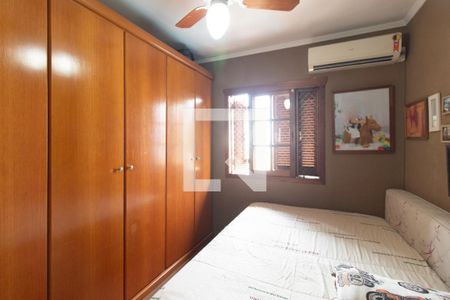 Quarto 2 de casa à venda com 3 quartos, 244m² em Parque Urbano, Porto Alegre
