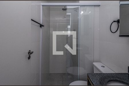 banheiro social_2 de apartamento para alugar com 2 quartos, 38m² em Vila Vermelha, São Paulo