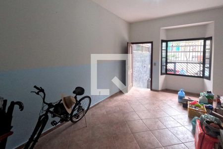 Sala 1  de casa para alugar com 4 quartos, 250m² em Gonzaga, Santos