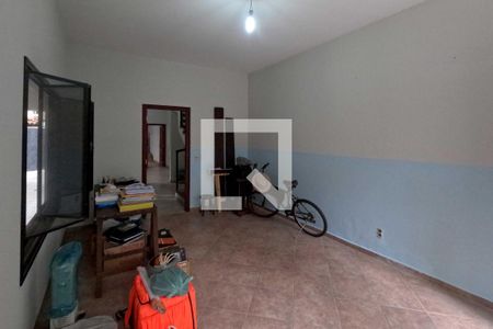 Sala 1  de casa para alugar com 4 quartos, 250m² em Gonzaga, Santos
