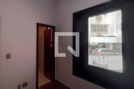 Suíte 1 de casa para alugar com 4 quartos, 250m² em Gonzaga, Santos