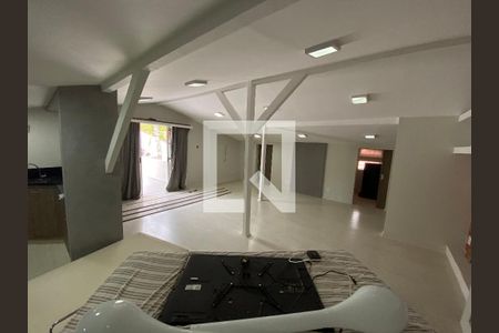 Sala 2 de casa à venda com 6 quartos, 600m² em Taquara, Rio de Janeiro