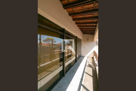 Sala de casa à venda com 5 quartos, 339m² em Itapoã, Belo Horizonte