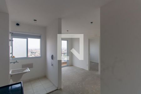 Sala/Cozinha de apartamento para alugar com 2 quartos, 37m² em Vila Virginia, São Paulo