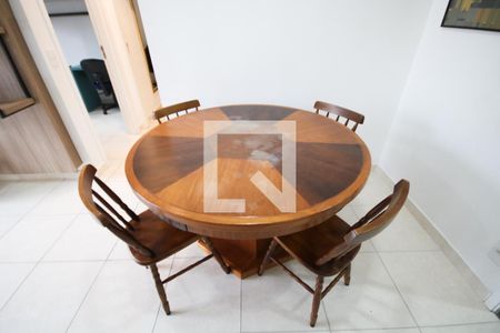 Sala de apartamento para alugar com 2 quartos, 54m² em Vila Assuncao, Praia Grande