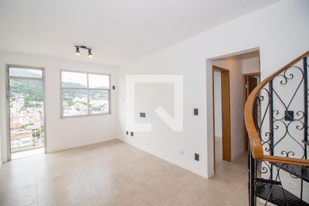 Sala de apartamento para alugar com 3 quartos, 130m² em Praça Seca, Rio de Janeiro