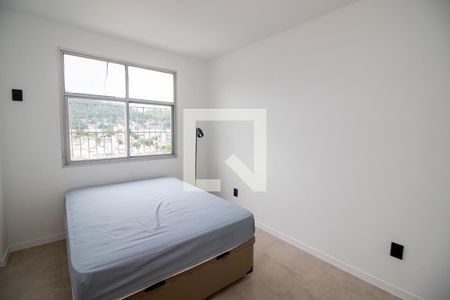 Quarto 1 de apartamento para alugar com 3 quartos, 130m² em Praça Seca, Rio de Janeiro