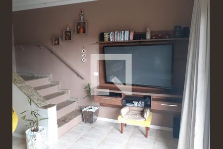 Casa para alugar com 3 quartos, 306m² em Parque Cruzeiro do Sul, São Paulo