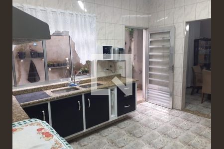 Casa à venda com 3 quartos, 306m² em Parque Cruzeiro do Sul, São Paulo