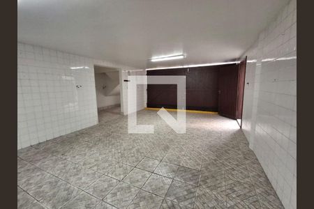 Casa à venda com 3 quartos, 260m² em Bela Aliança, São Paulo