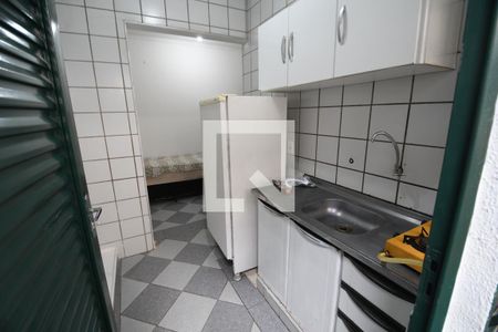 Cozinha de kitnet/studio para alugar com 1 quarto, 17m² em Cidade Universitária, Campinas