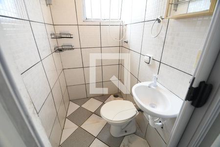 Banheiro Social de kitnet/studio para alugar com 1 quarto, 17m² em Cidade Universitária, Campinas