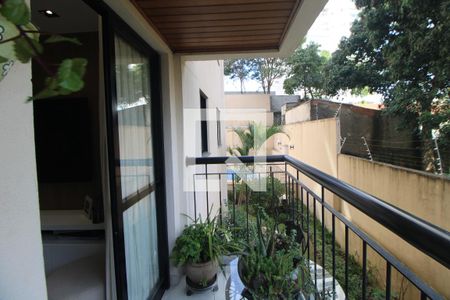 Sala - Varanda de apartamento à venda com 3 quartos, 70m² em Santa Teresinha, São Paulo
