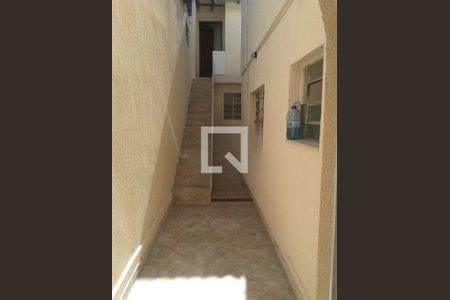 Casa à venda com 4 quartos, 200m² em Vila Yolanda, Osasco