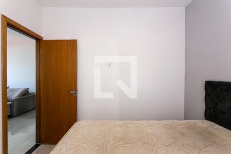 Quarto 1 de apartamento para alugar com 2 quartos, 55m² em Vila Carrão, São Paulo