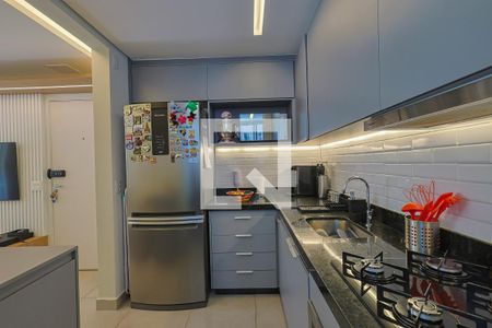 Cozinha de apartamento à venda com 2 quartos, 52m² em Coração Eucarístico, Belo Horizonte