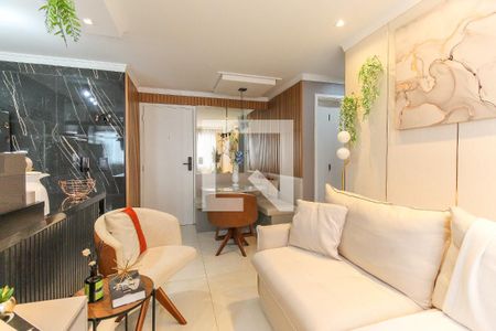 Sala de apartamento à venda com 2 quartos, 47m² em Vila Carmosina, São Paulo